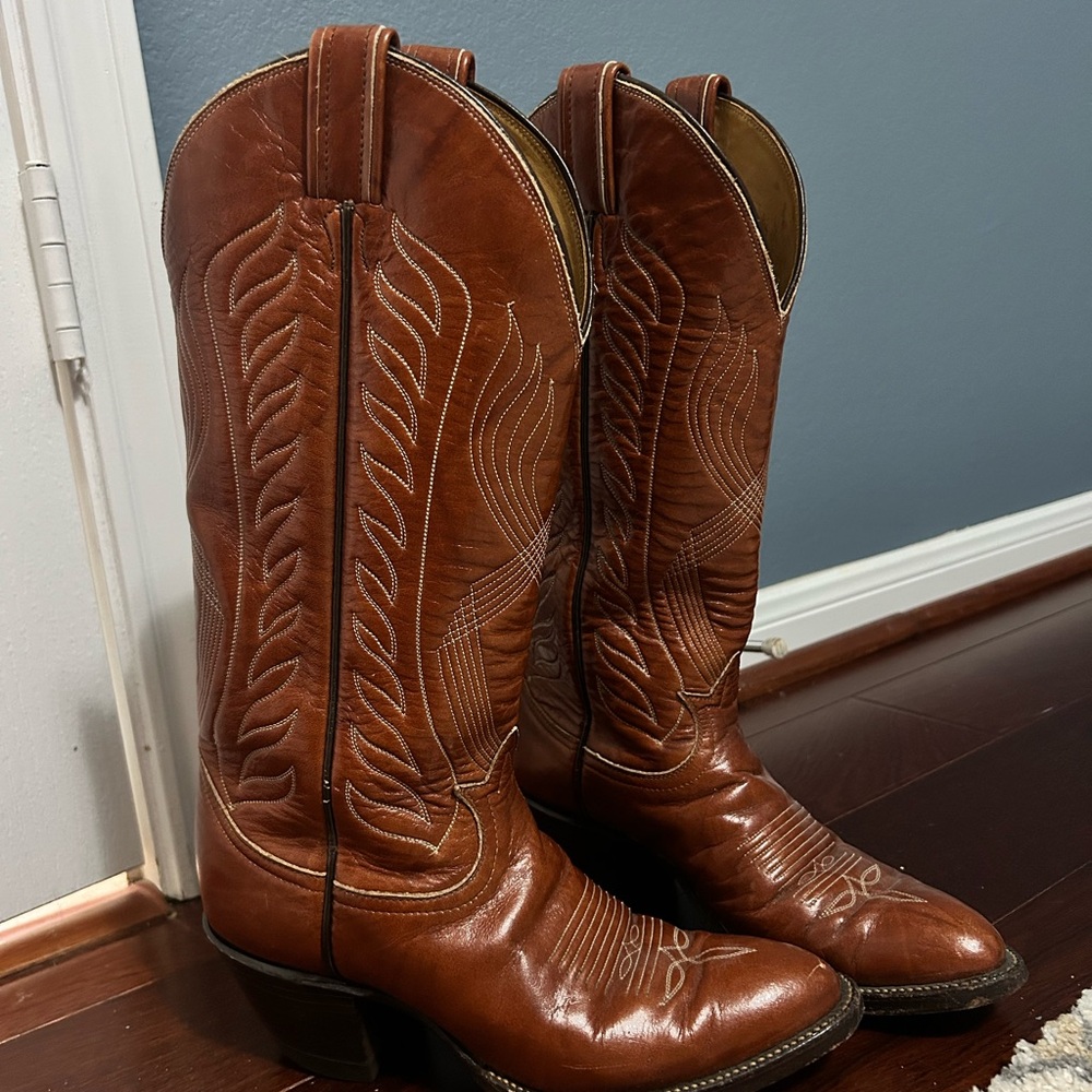 Tony Lama: Brown Leather Cowboy Boots